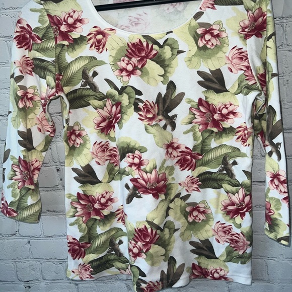 Karen Scott Green, Purple & White floral shirt size S - Picture 3 of 5